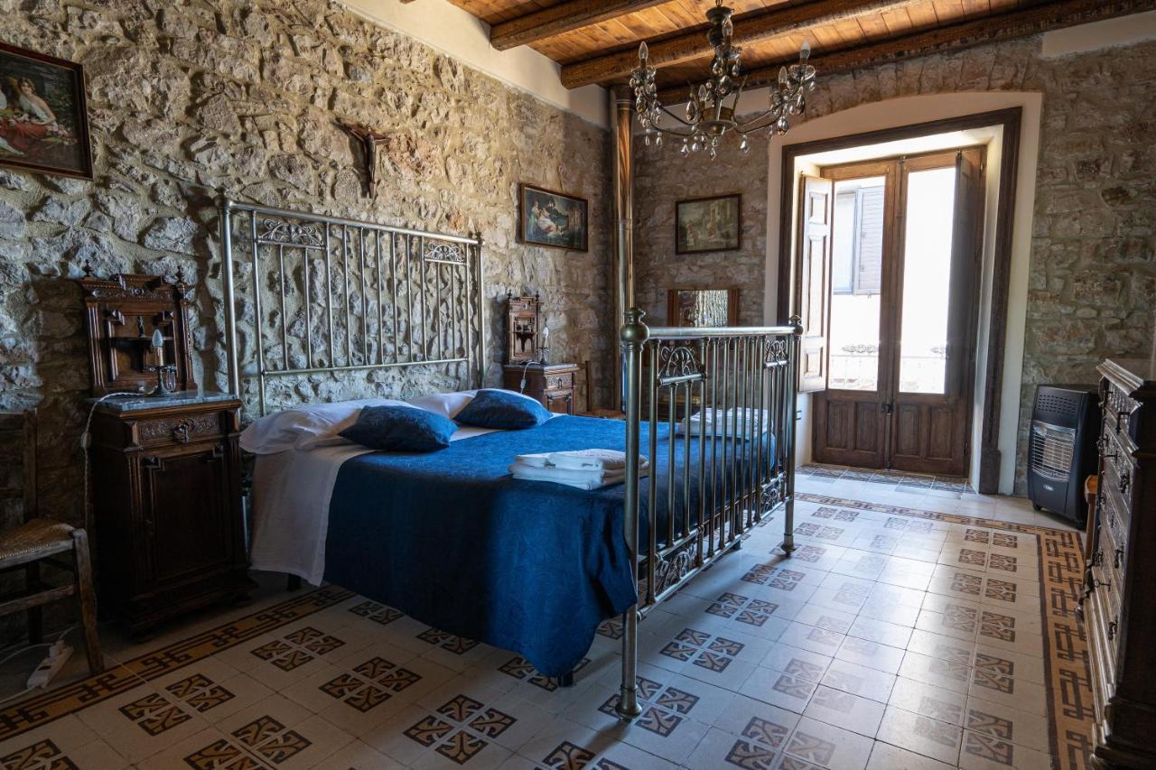 Willa Casa Della Nonna Caltavuturo Zewnętrze zdjęcie